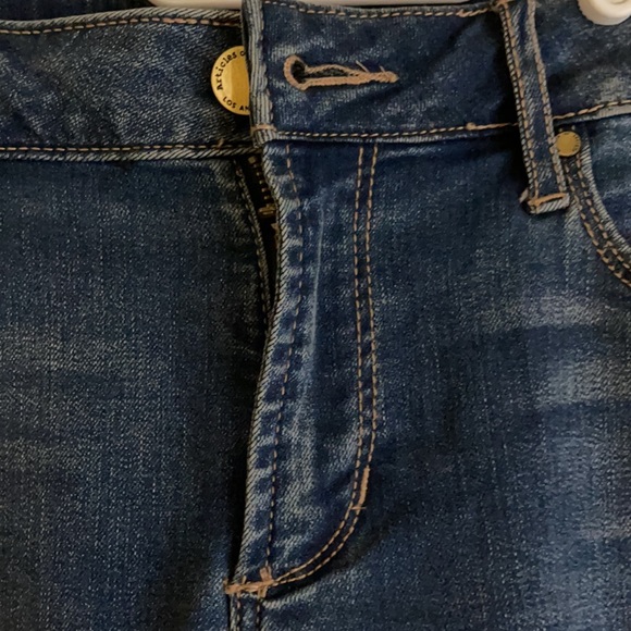 Jeans - Picture 2 of 5